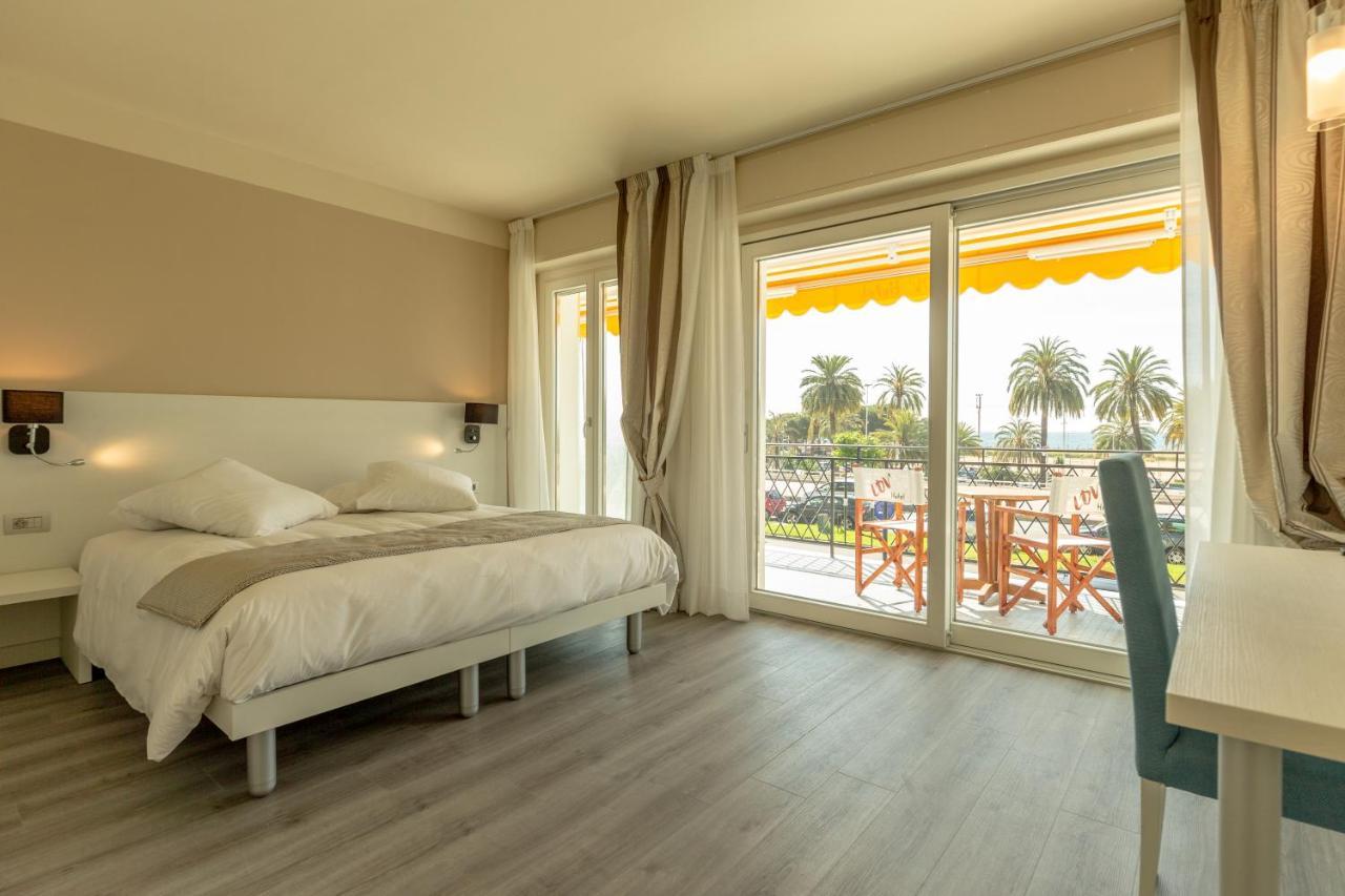 La Dolce Vita Hotel مينتون المظهر الخارجي الصورة