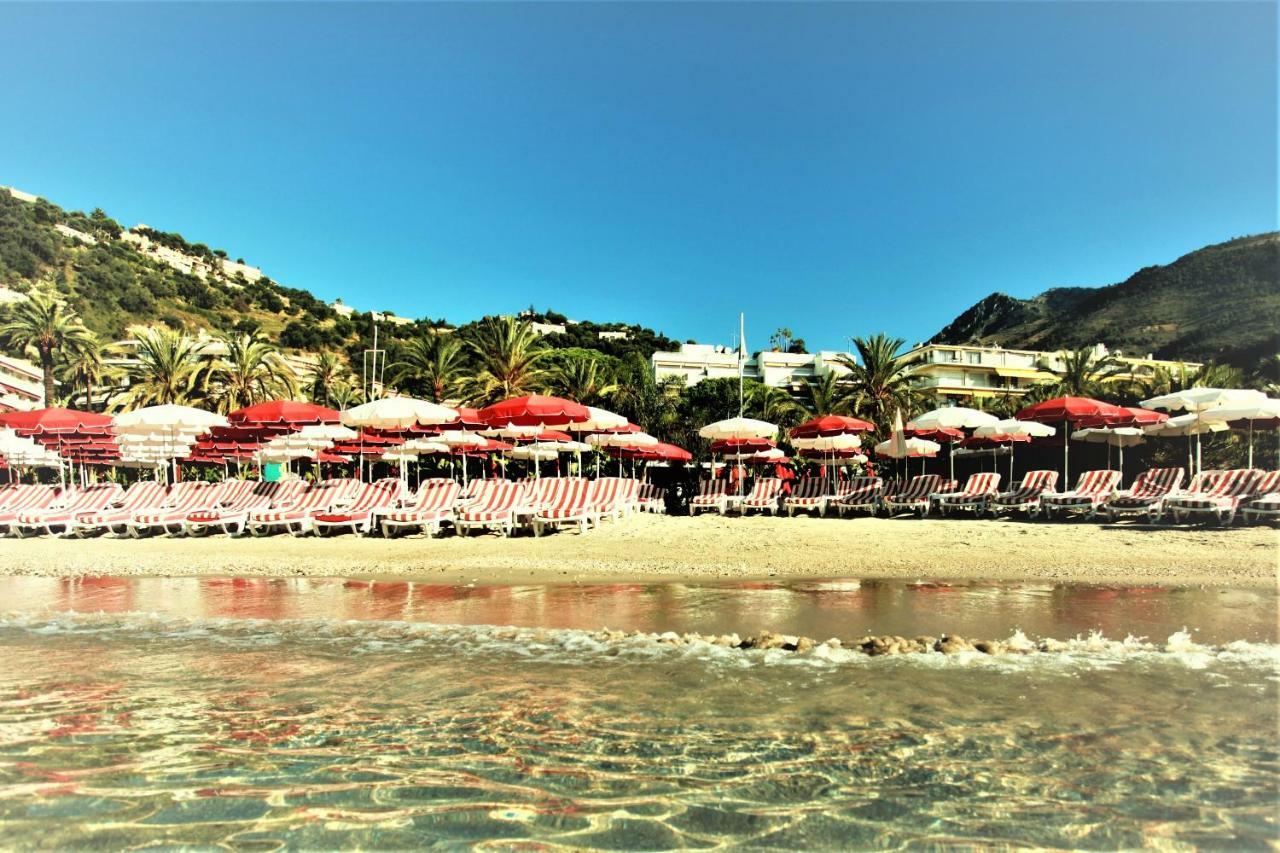 La Dolce Vita Hotel مينتون المظهر الخارجي الصورة